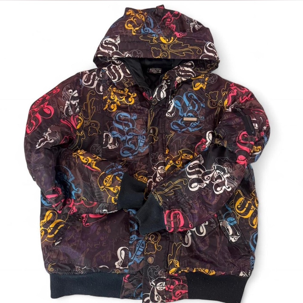 south pole 2000’s men’s puffer w/ graffiti design